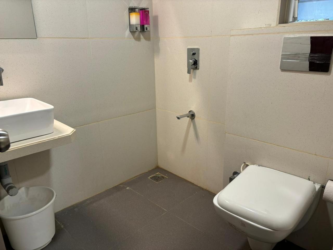 Hotel Haldi Nashik Ngoại thất bức ảnh