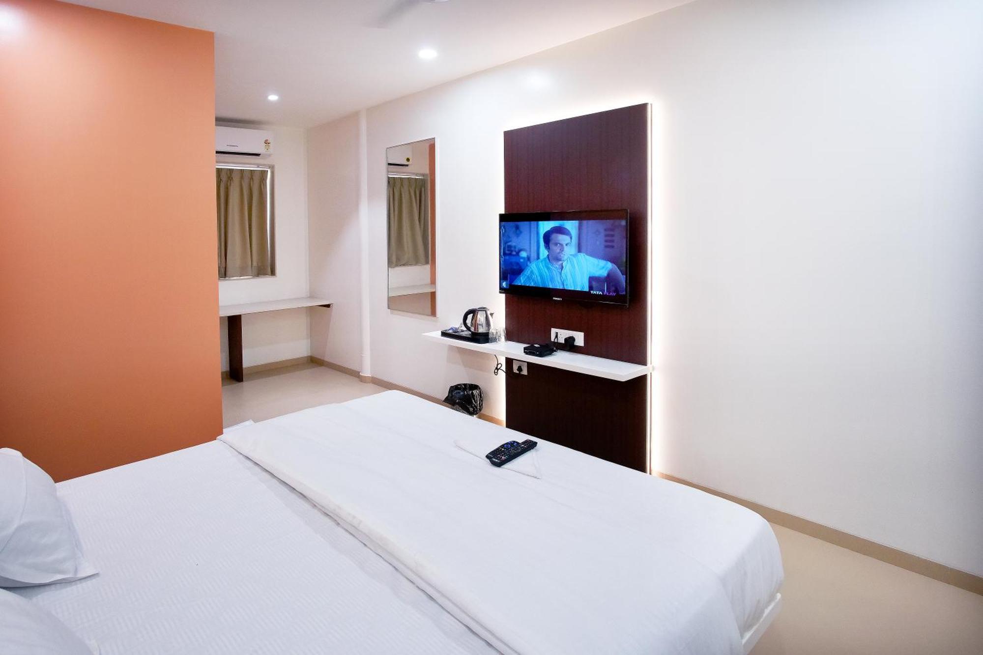 Hotel Haldi Nashik Phòng bức ảnh