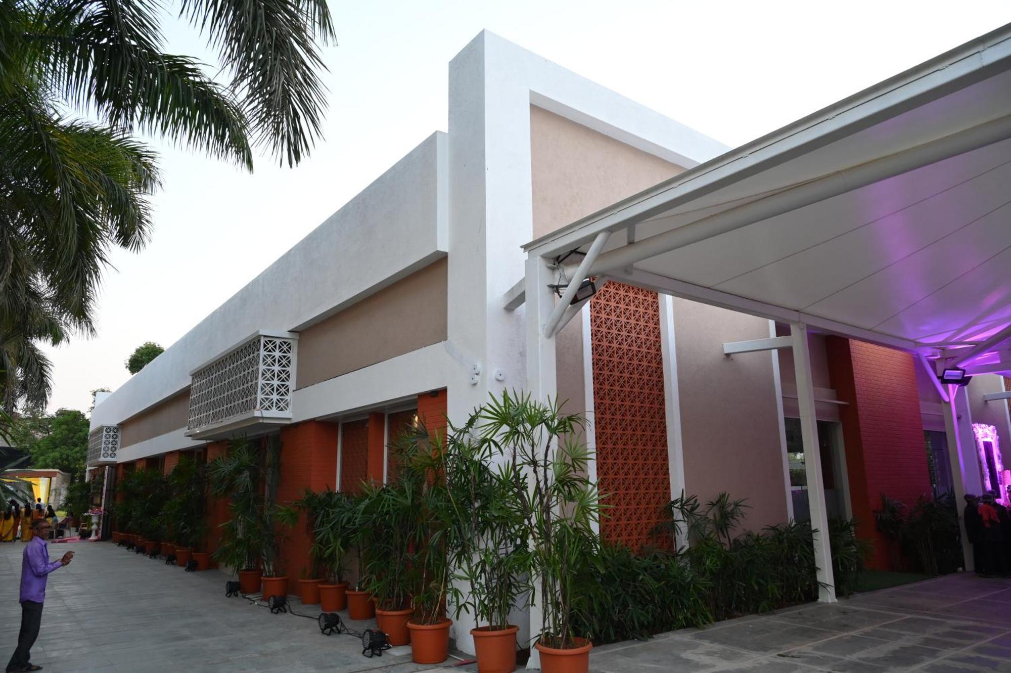 Hotel Haldi Nashik Ngoại thất bức ảnh